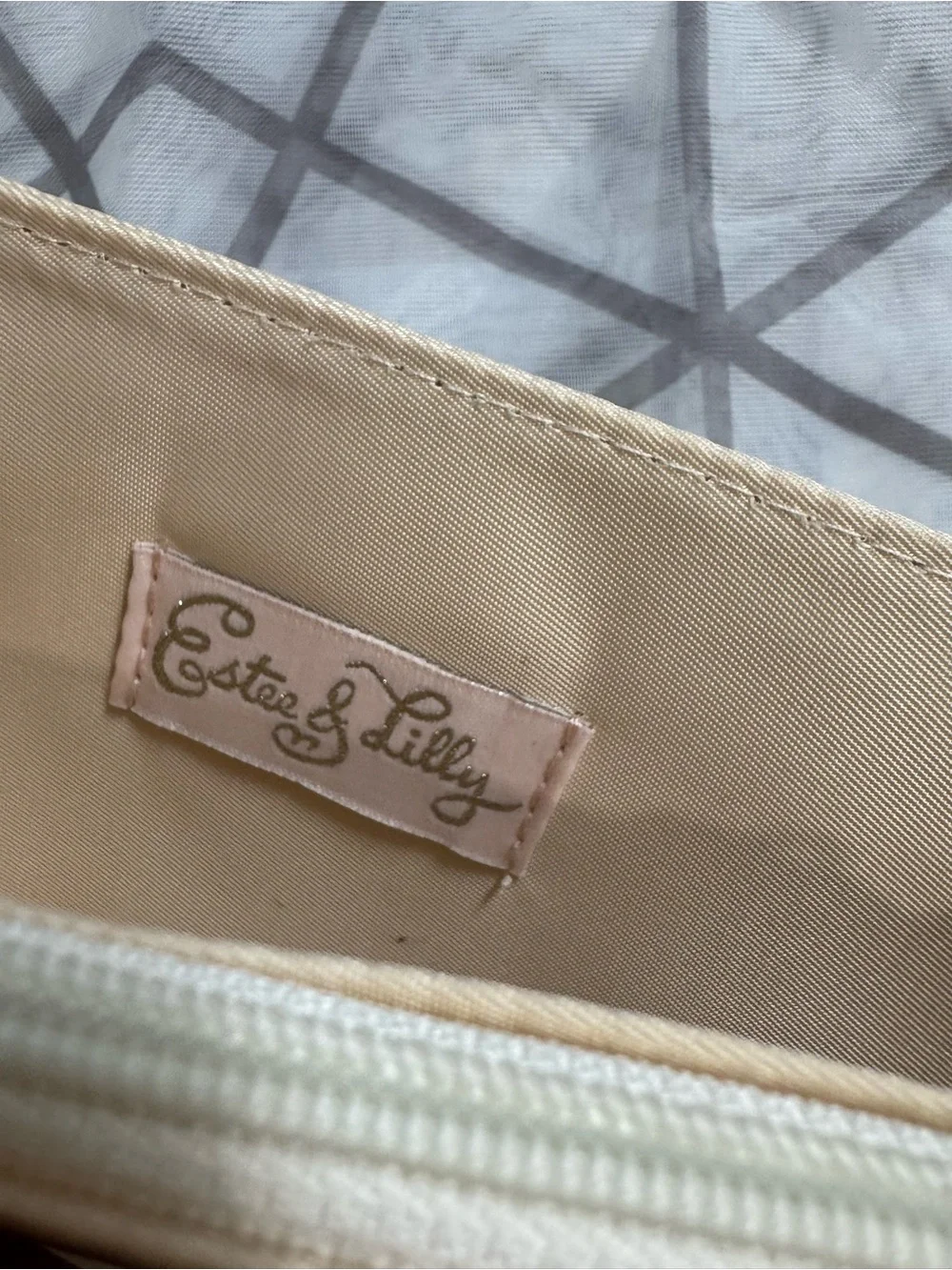 Elegant Ester & Lilly Evening or Formal Occasions bag/wallet - EUC - no chain.